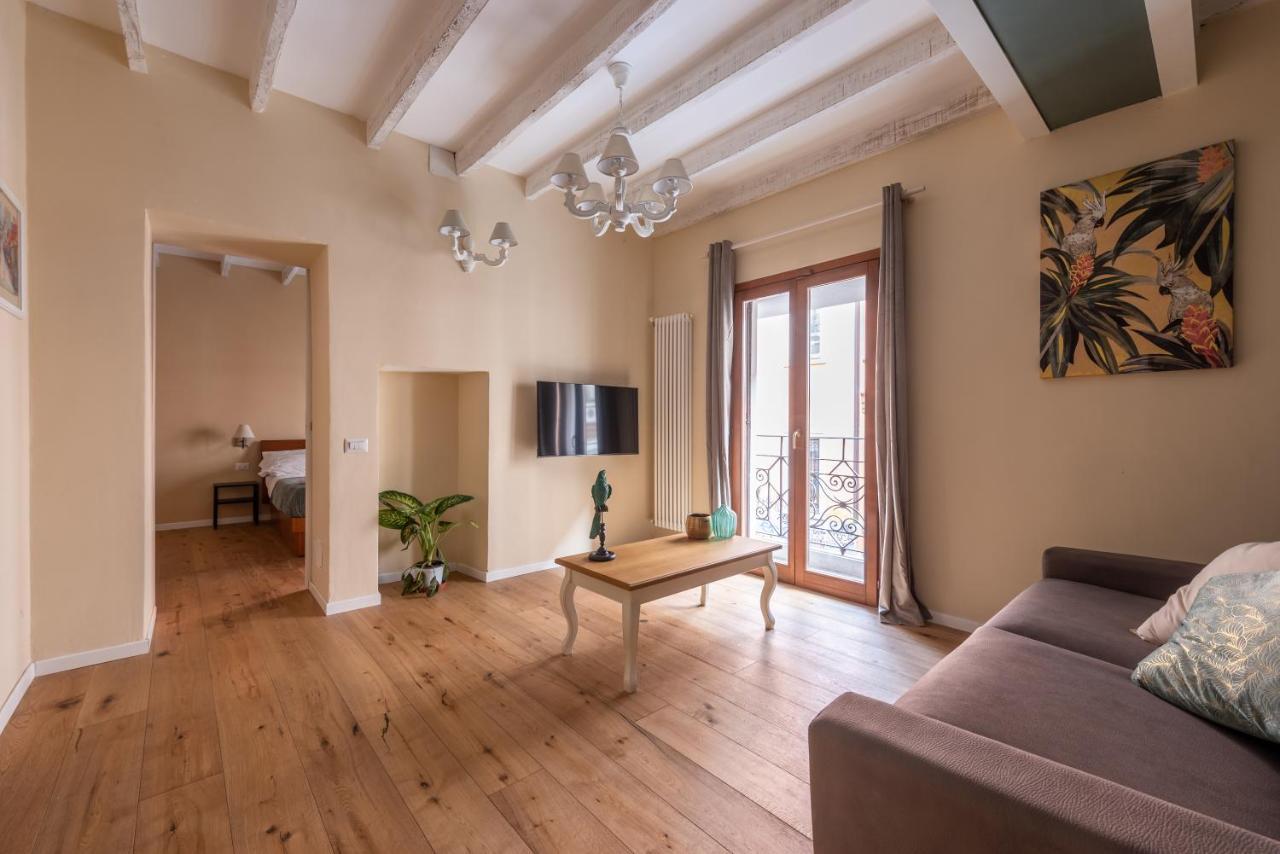 We Home - Tadino House - Porta Venezia, Milano Экстерьер фото